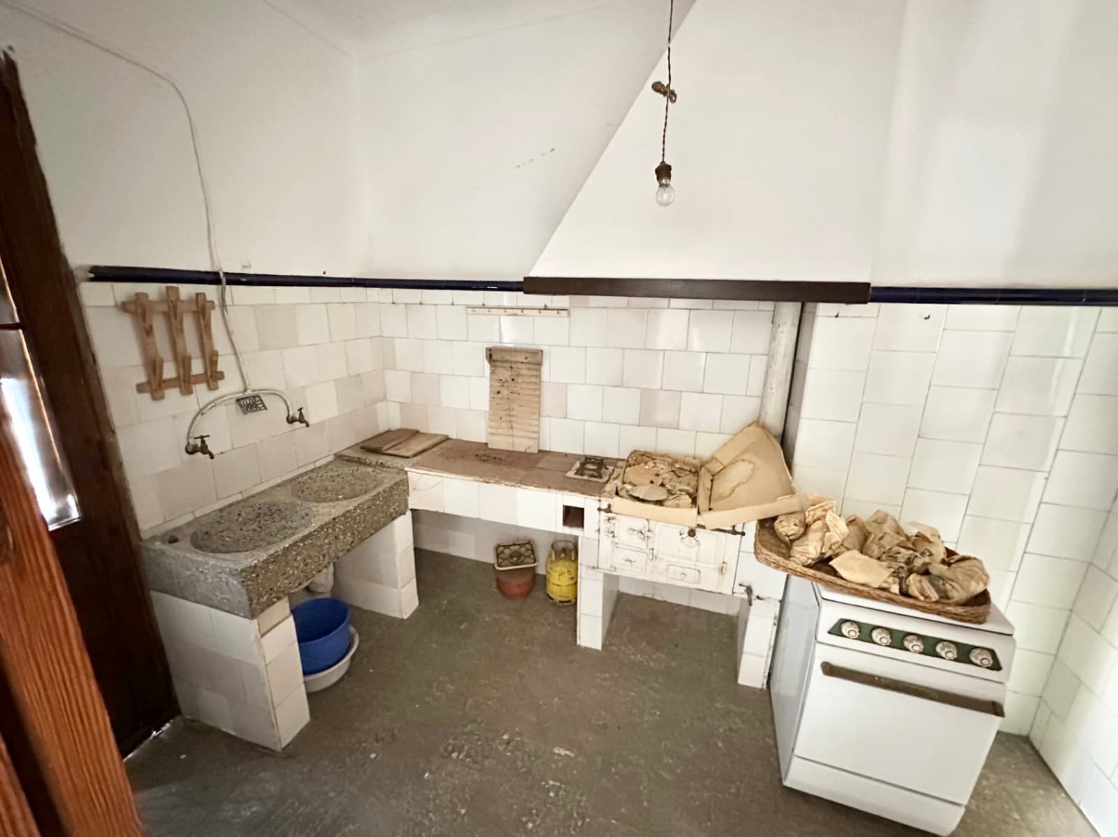 10 sypialnia Dom na sprzedaż w Pego - 265 000 € (Ref: 10004796)