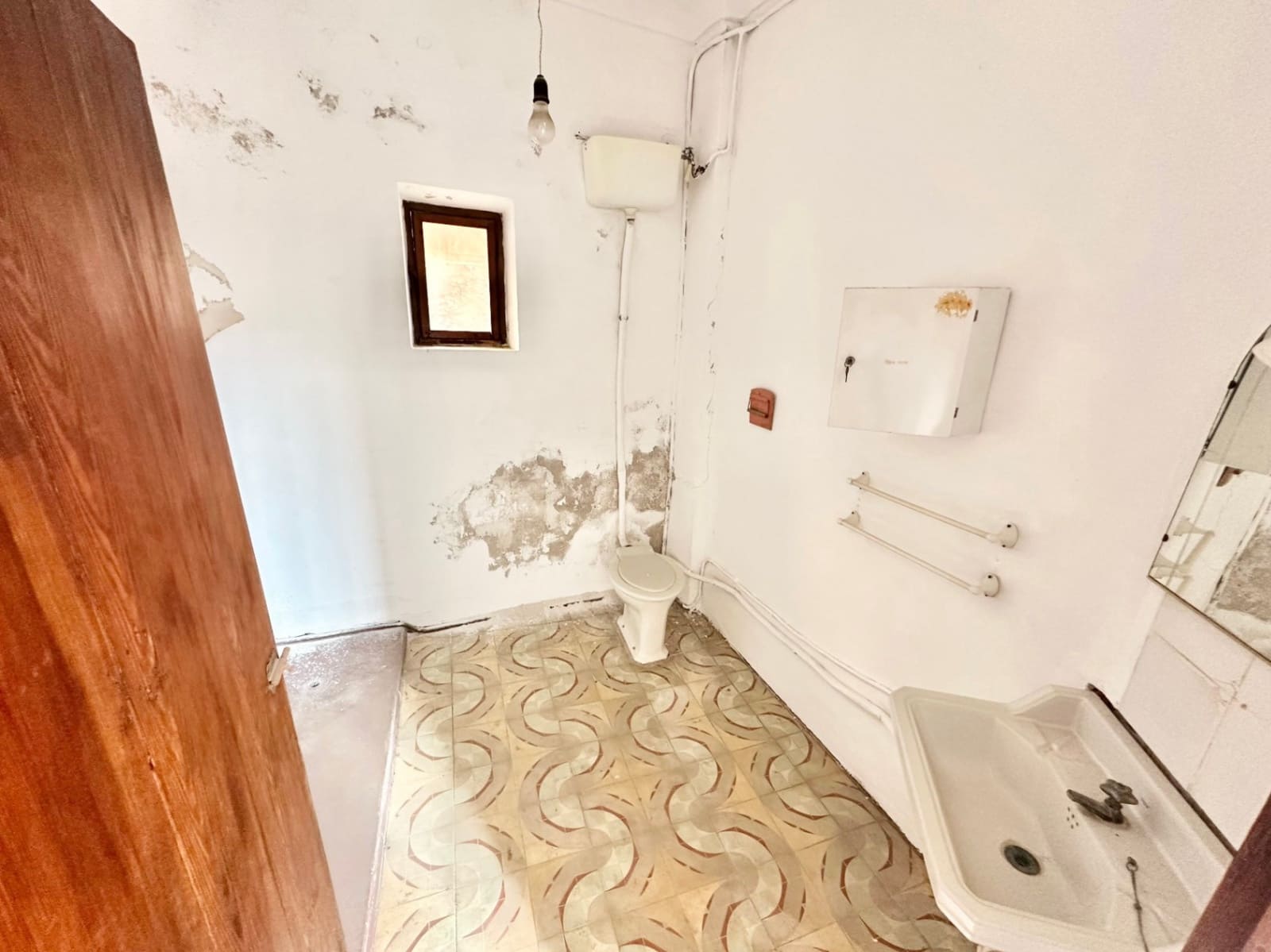 10 sypialnia Dom na sprzedaż w Pego - 265 000 € (Ref: 10004796)