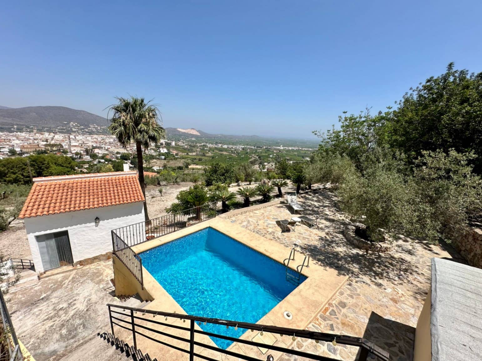 2 sovrum Finca/Hus på landet till salu i Pego med pool garage - 290 000 € (Ref: 10004799)