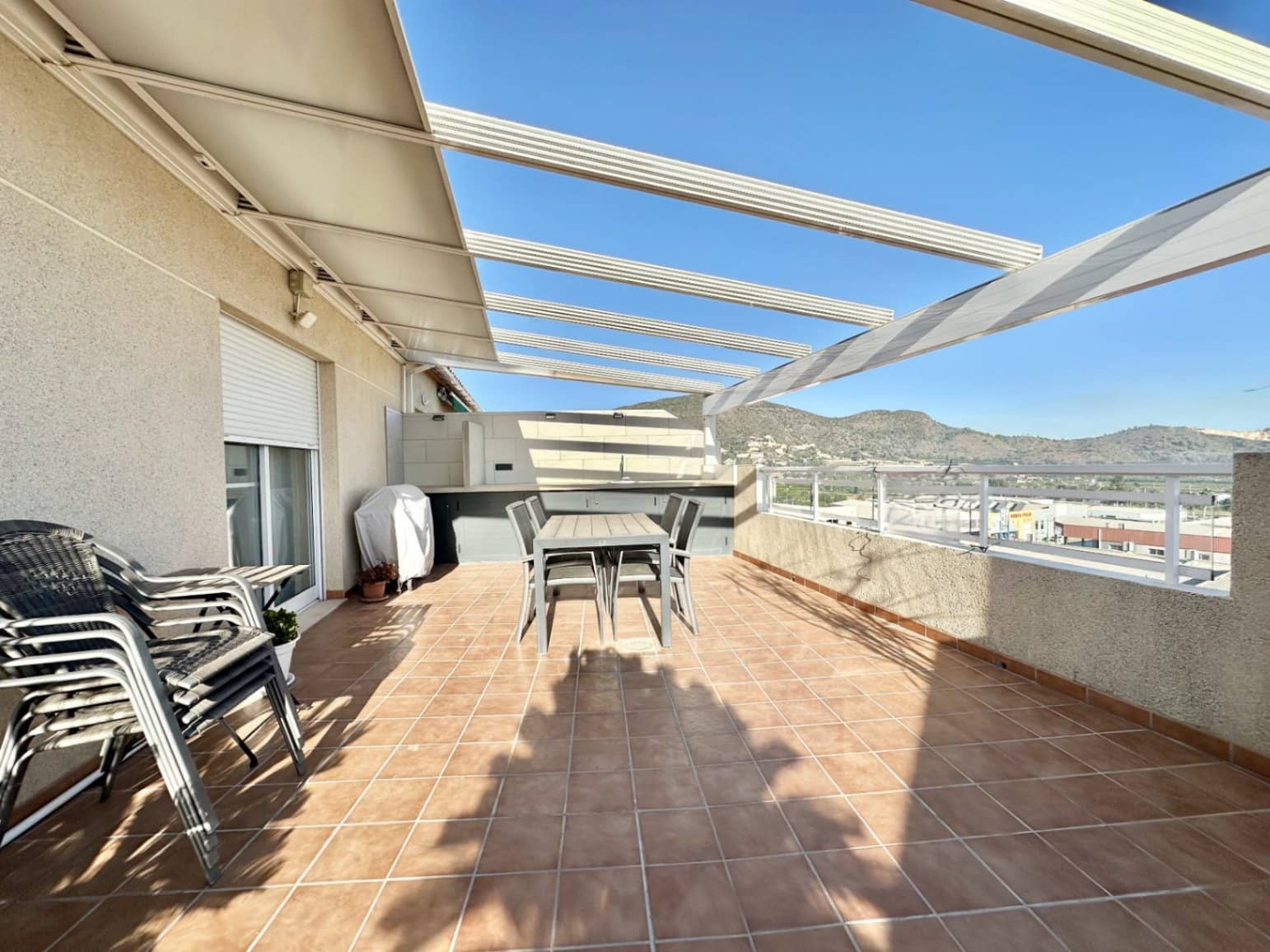 3 sypialnia Penthouse na sprzedaż w Pego z garażem - 299 950 € (Ref: 10004800)