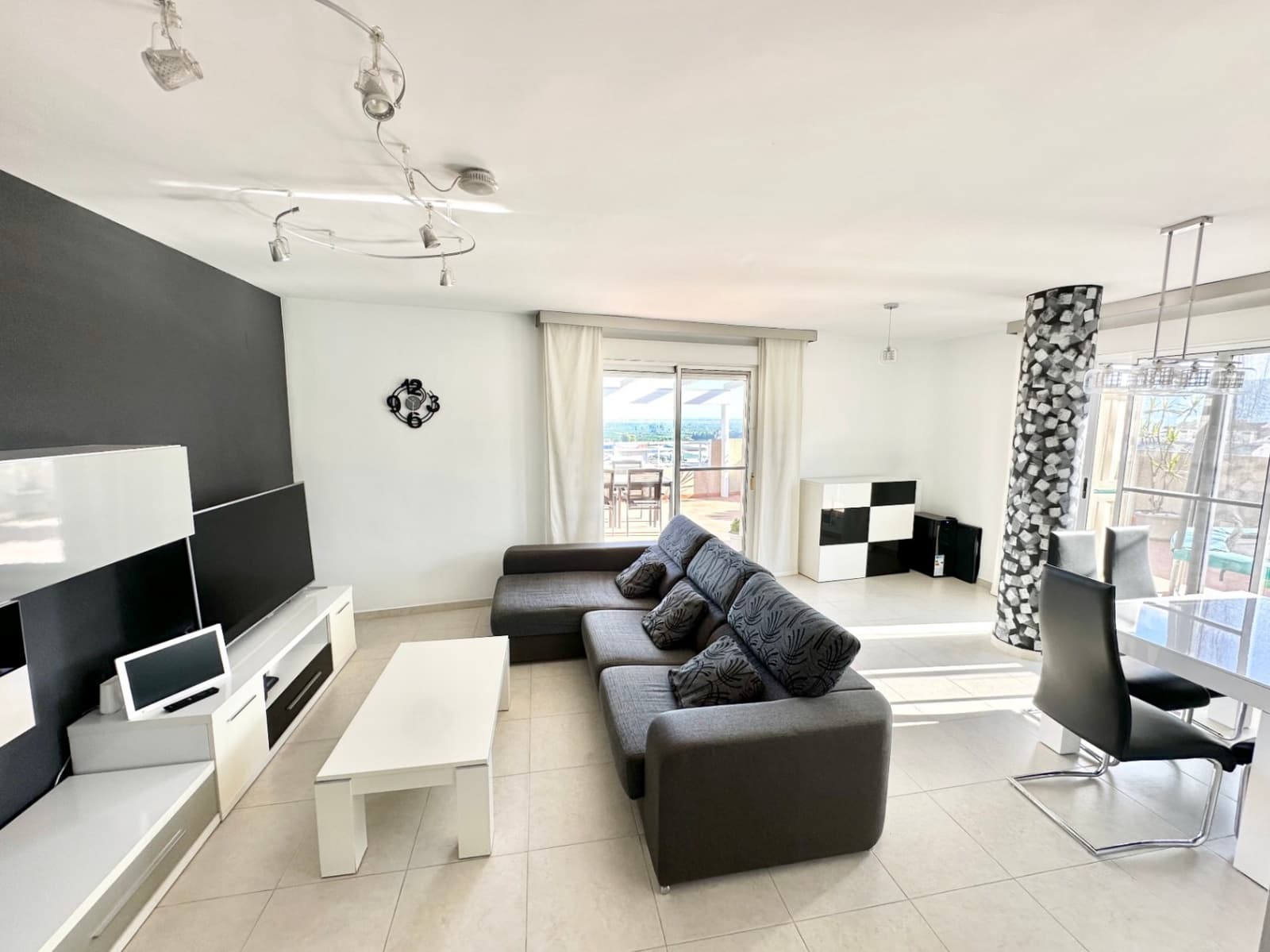 3 sypialnia Penthouse na sprzedaż w Pego z garażem - 299 950 € (Ref: 10004800)