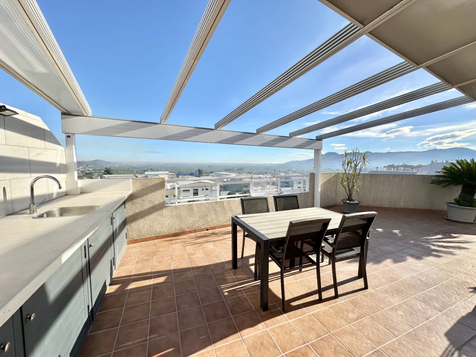 3 sypialnia Penthouse na sprzedaż w Pego z garażem - 299 950 € (Ref: 10004800)