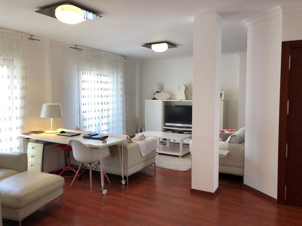 3 sypialnia Penthouse na sprzedaż w Pego z garażem - 320 000 € (Ref: 10004802)
