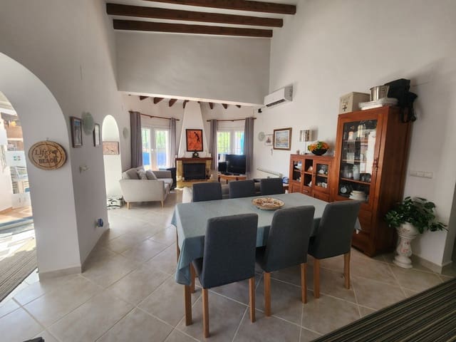 3 quarto Moradia para venda em Pego com piscina garagem - 355 000 € (Ref: 10004806)