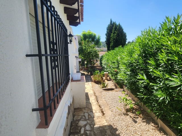 3 quarto Moradia para venda em Pego com piscina garagem - 355 000 € (Ref: 10004806)