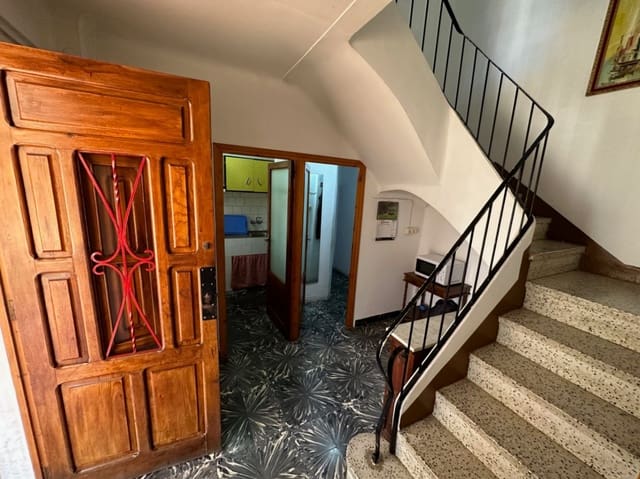 4 bedroom Villa for sale in Pego with garage - € 420,000 (Ref: 10004811)