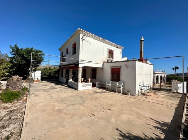 4 bedroom Villa for sale in Pego with garage - € 420,000 (Ref: 10004811)