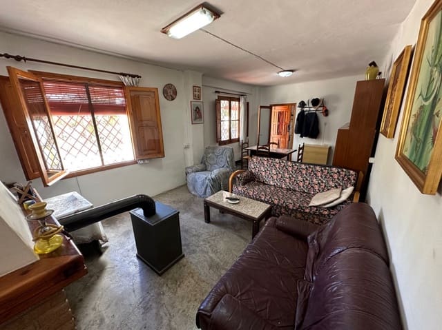 4 bedroom Villa for sale in Pego with garage - € 420,000 (Ref: 10004811)