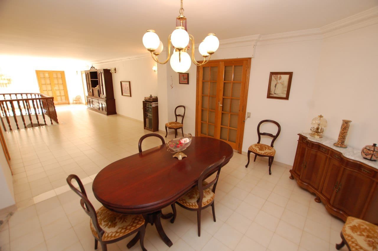 7 bedroom Villa for sale in Pego with garage - € 480,000 (Ref: 10004815)