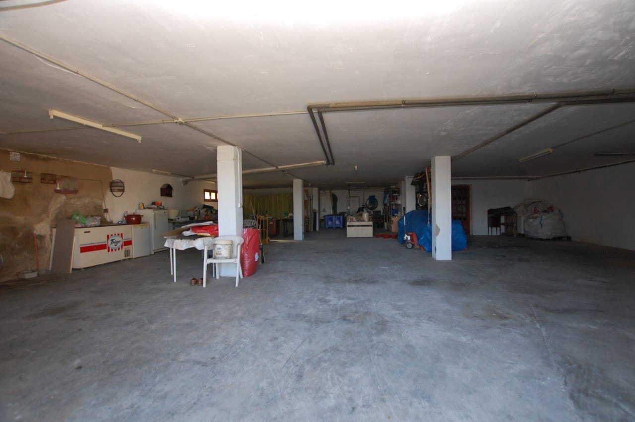 7 bedroom Villa for sale in Pego with garage - € 480,000 (Ref: 10004815)