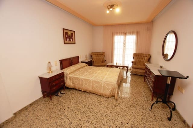 7 bedroom Villa for sale in Pego with garage - € 480,000 (Ref: 10004815)