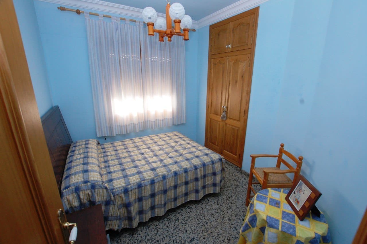 7 bedroom Villa for sale in Pego with garage - € 480,000 (Ref: 10004815)