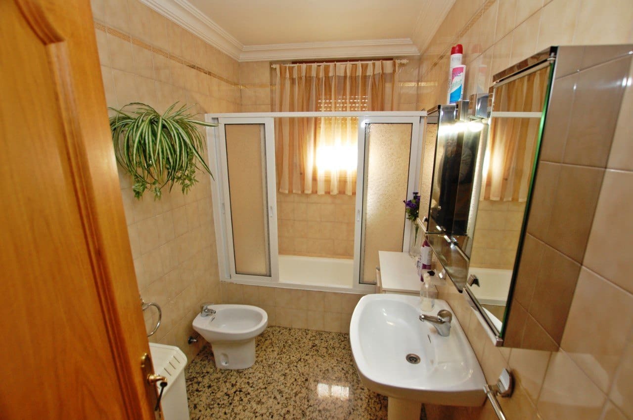 7 bedroom Villa for sale in Pego with garage - € 480,000 (Ref: 10004815)