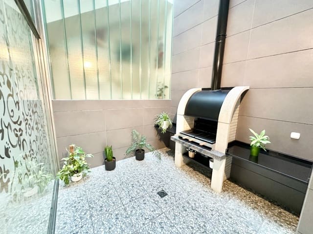 3 Zimmer Haus zu verkaufen in Pego mit Garage - 600.000 € (Ref: 10004817)