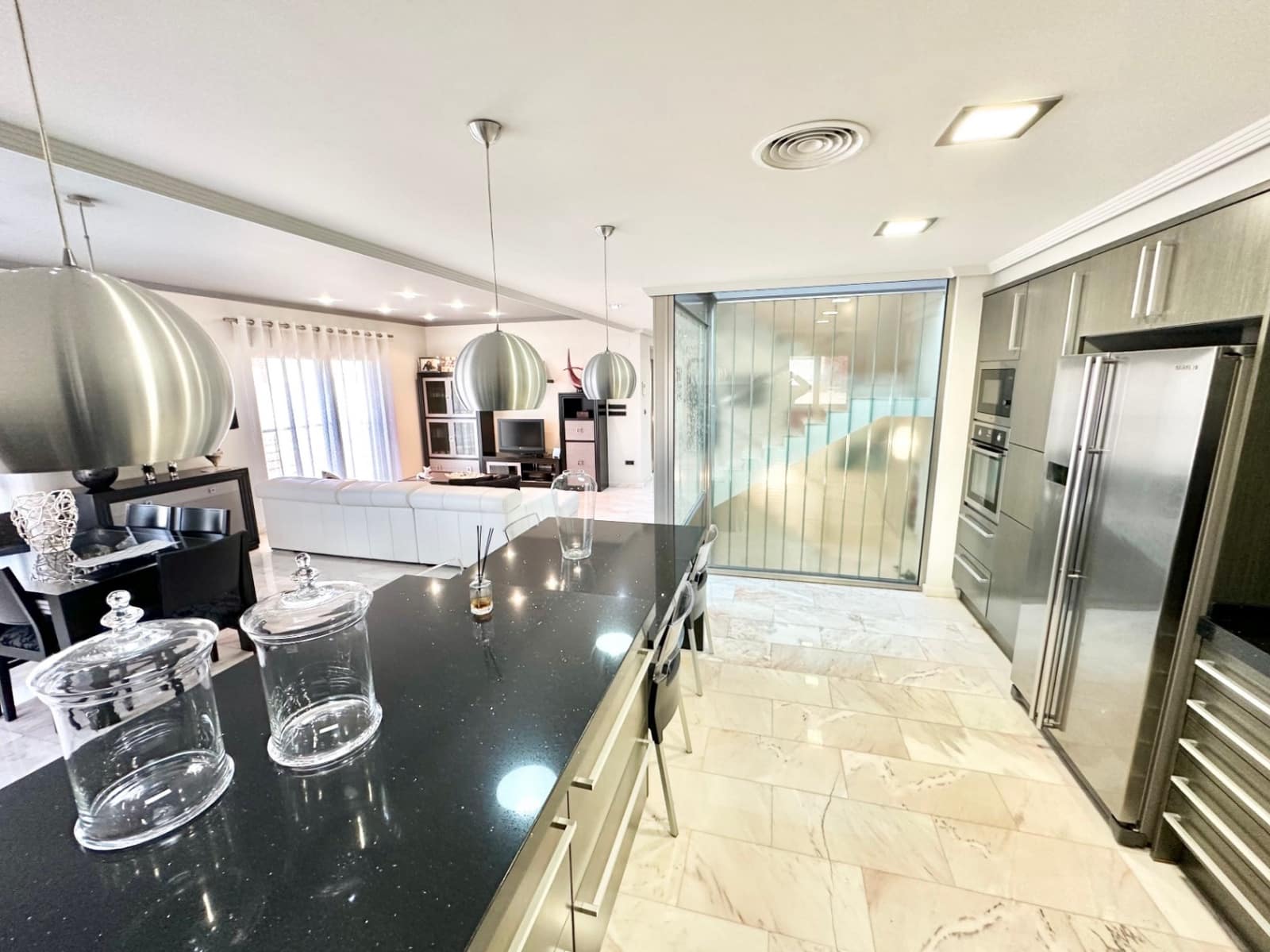 3 Zimmer Haus zu verkaufen in Pego mit Garage - 600.000 € (Ref: 10004817)