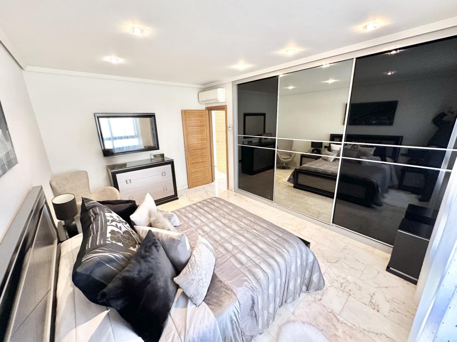 3 Zimmer Haus zu verkaufen in Pego mit Garage - 600.000 € (Ref: 10004817)