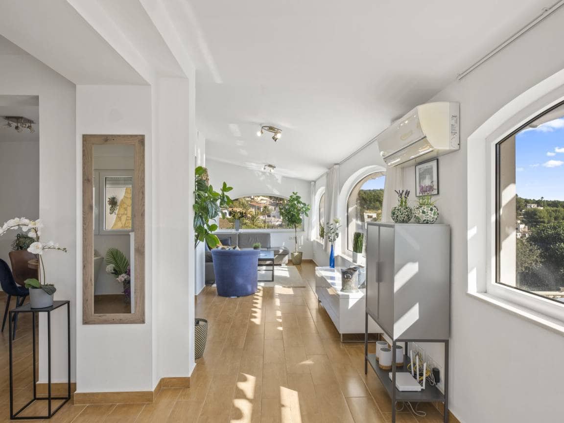 6 soveværelse Villa til salg i Benissa med swimmingpool garage - € 799.999 (Ref: 10004820)