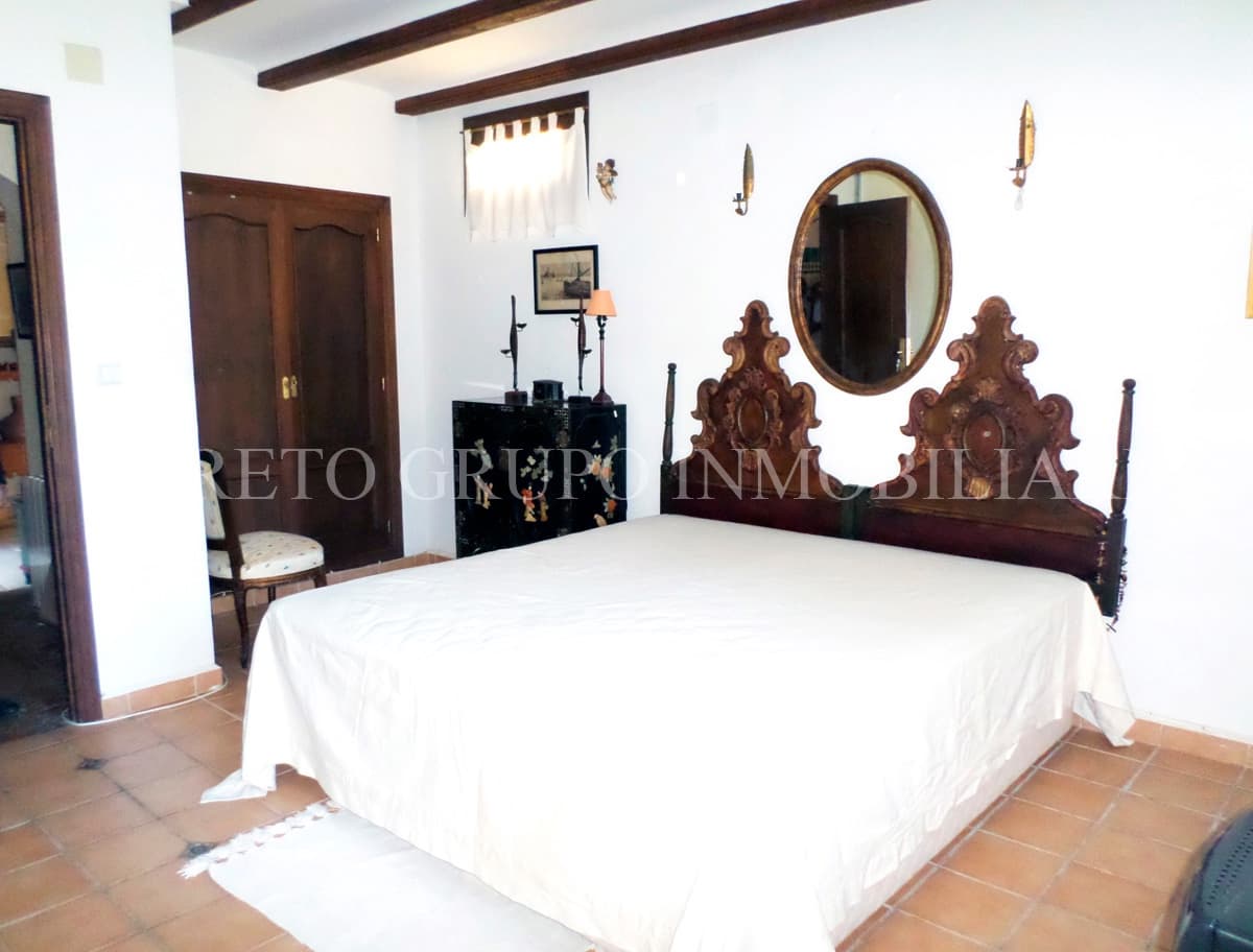 4 Zimmer Villa zu verkaufen in La Sella mit Pool Garage - 699.000 € (Ref: 10009358)