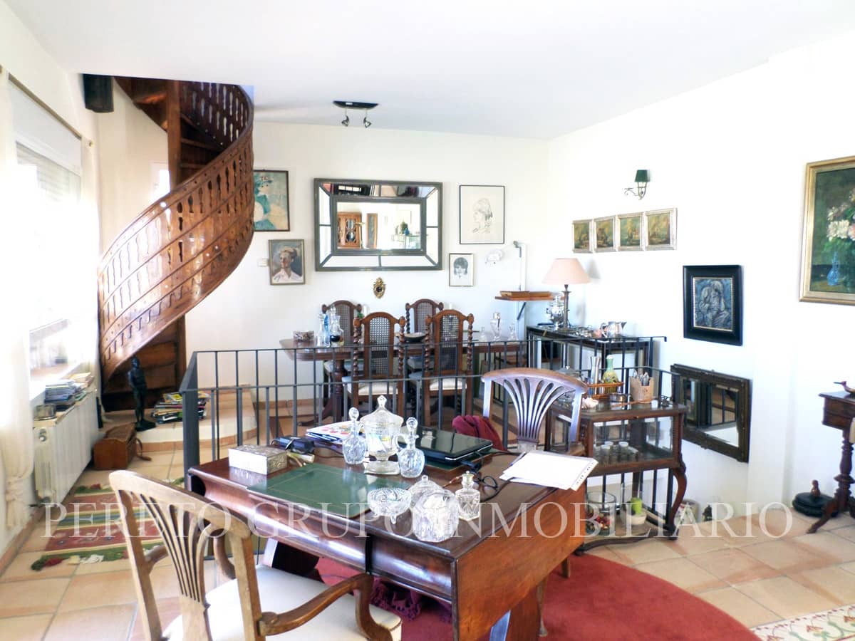 4 Zimmer Villa zu verkaufen in La Sella mit Pool Garage - 699.000 € (Ref: 10009358)
