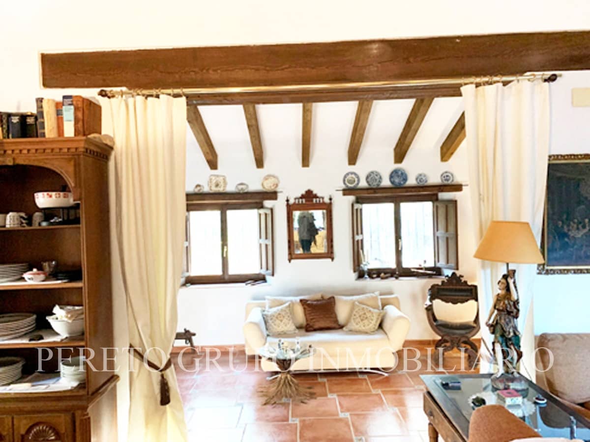 4 Zimmer Villa zu verkaufen in La Sella mit Pool Garage - 699.000 € (Ref: 10009358)