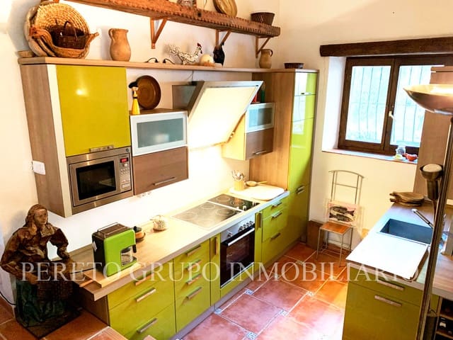 4 Zimmer Villa zu verkaufen in La Sella mit Pool Garage - 699.000 € (Ref: 10009358)