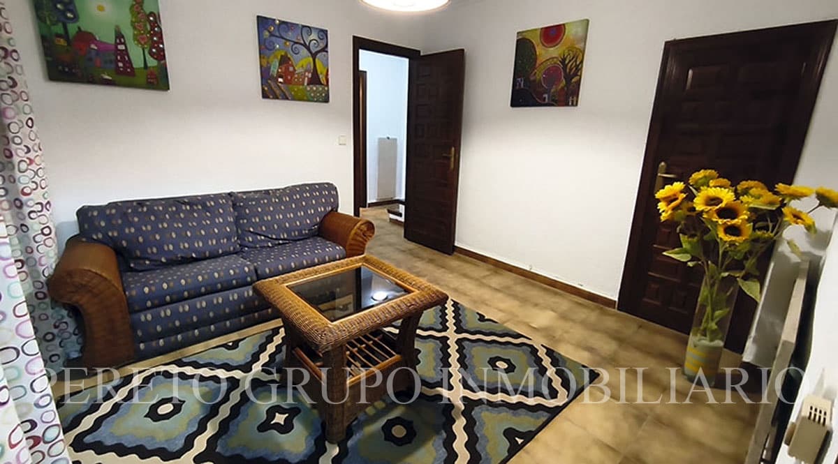 Chalet de 4 habitaciones en La Sella en venta con piscina garaje - 750.000 € (Ref: 10012221)