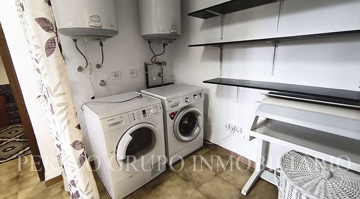 Chalet de 4 habitaciones en La Sella en venta con piscina garaje - 750.000 € (Ref: 10012221)