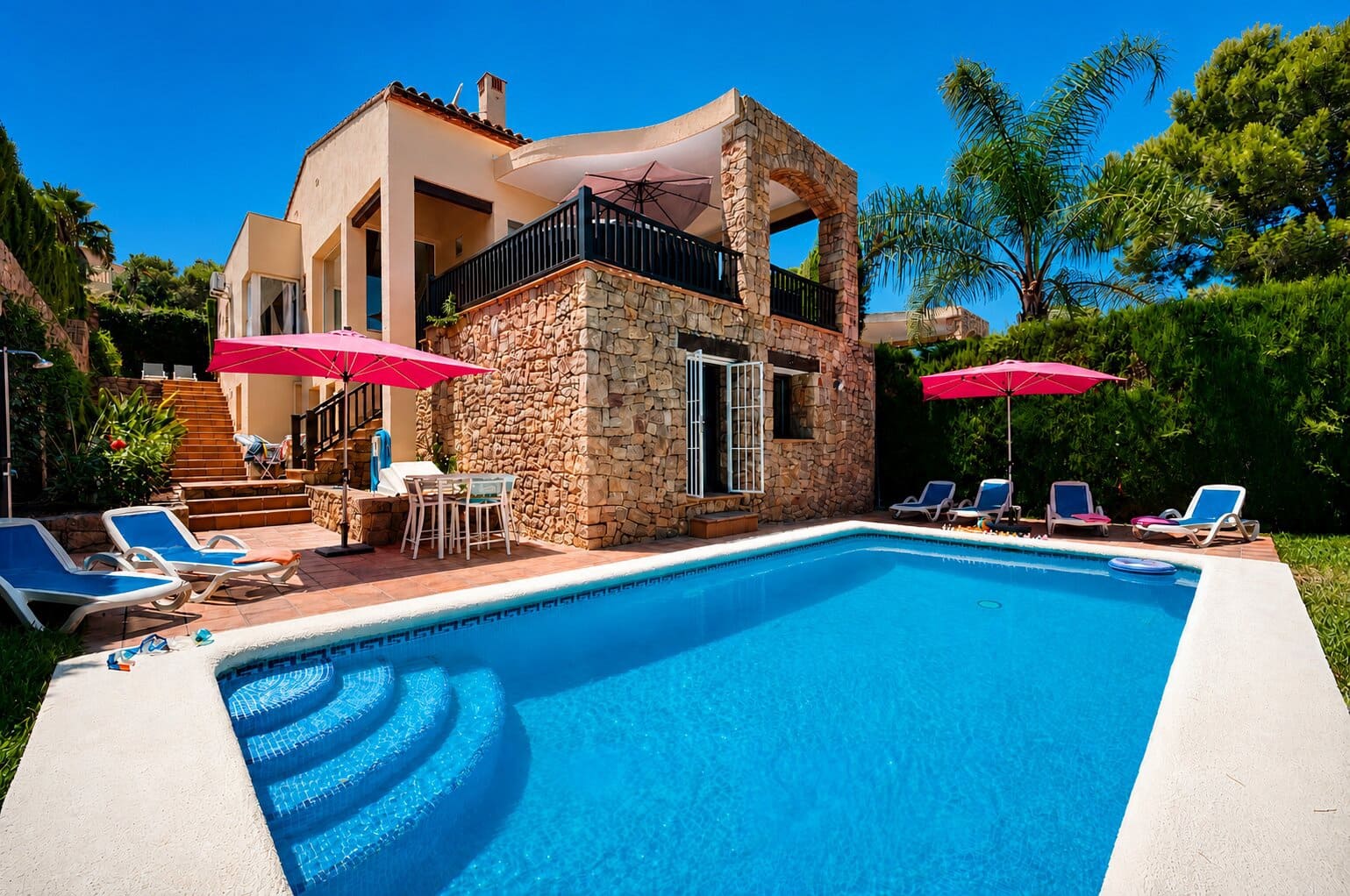 4 slaapkamer Villa te koop in La Sella met zwembad garage - € 560.000 (Ref: 10023100)