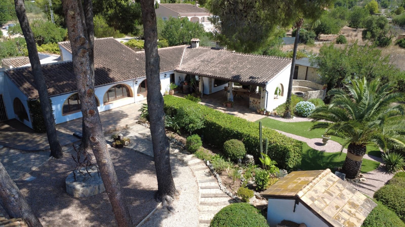 4 slaapkamer Villa te koop in Jalon / Xalo met zwembad garage - € 660.000 (Ref: 10029515)