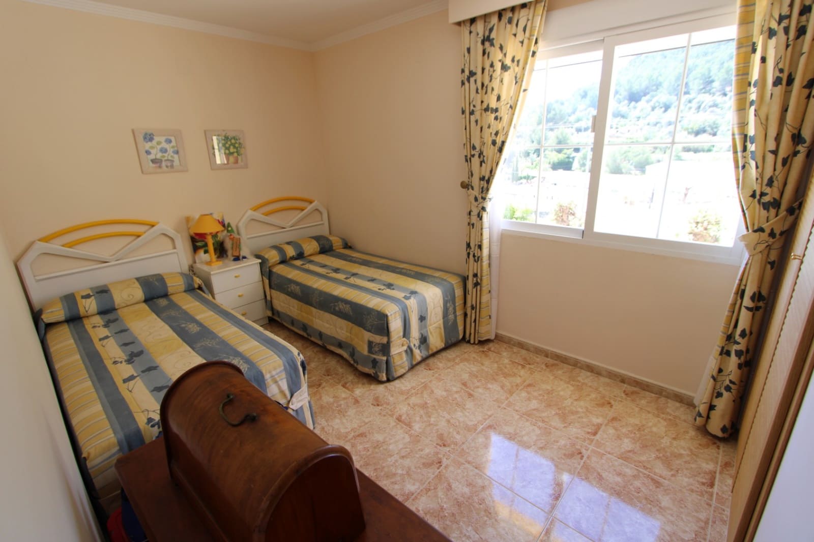 Chalet de 5 habitaciones en Orba en venta con piscina garaje - 650.000 € (Ref: 10029570)