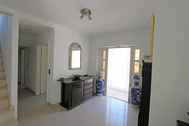 4 soverom Villa til salgs i Jalón / Xaló med svømmebasseng garasje - € 475 000 (Ref: 10031156)