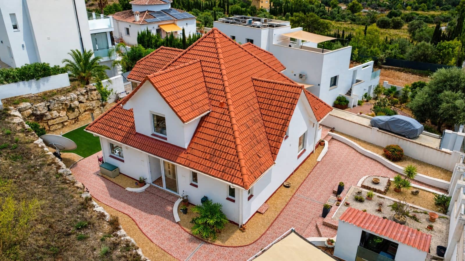 4 bedroom Villa for sale in Jalon / Xalo with pool garage - € 475,000 (Ref: 10031156)
