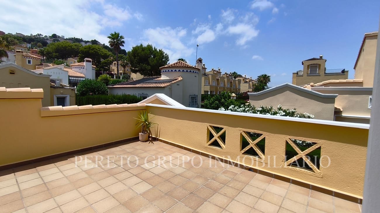 3 soveværelse Villa til salg i La Sella med swimmingpool garage - € 439.000 (Ref: 10042201)