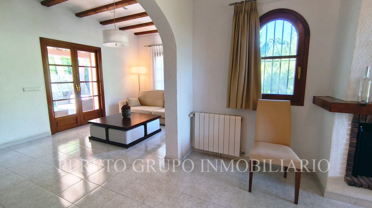 Chalet de 5 habitaciones en La Sella en venta con piscina garaje - 785.000 € (Ref: 10042202)