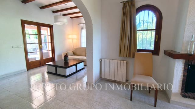 Chalet de 5 habitaciones en La Sella en venta con piscina garaje - 785.000 € (Ref: 10042202)