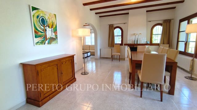 Chalet de 5 habitaciones en La Sella en venta con piscina garaje - 785.000 € (Ref: 10042202)