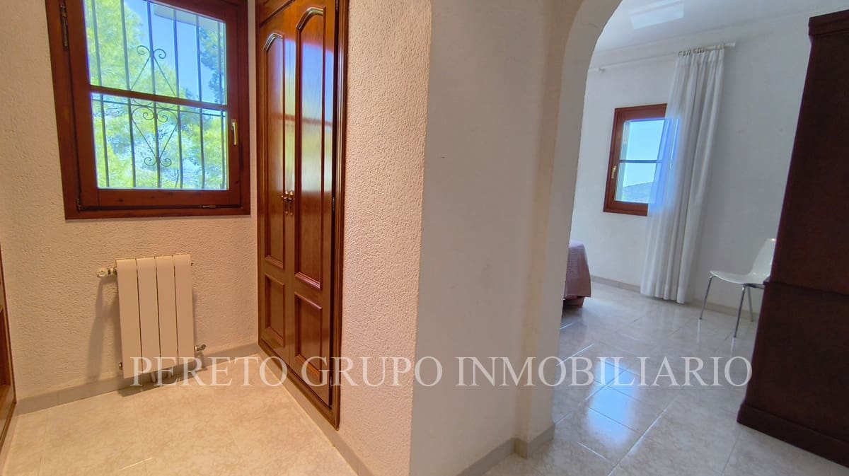 Chalet de 5 habitaciones en La Sella en venta con piscina garaje - 785.000 € (Ref: 10042202)