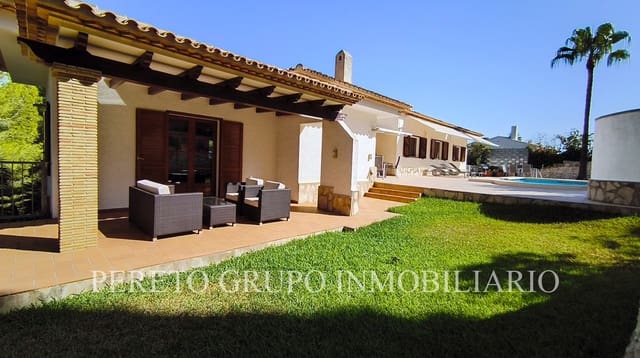 Chalet de 5 habitaciones en La Sella en venta con piscina garaje - 785.000 € (Ref: 10042202)