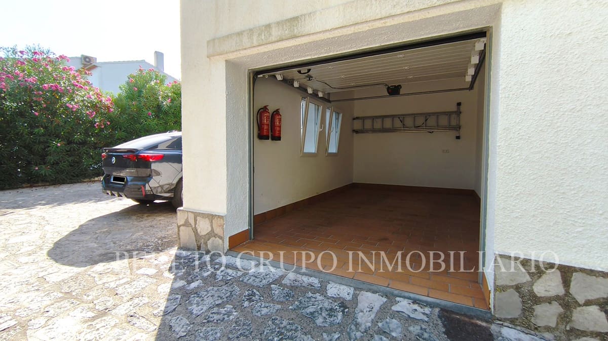 Chalet de 5 habitaciones en La Sella en venta con piscina garaje - 785.000 € (Ref: 10042202)