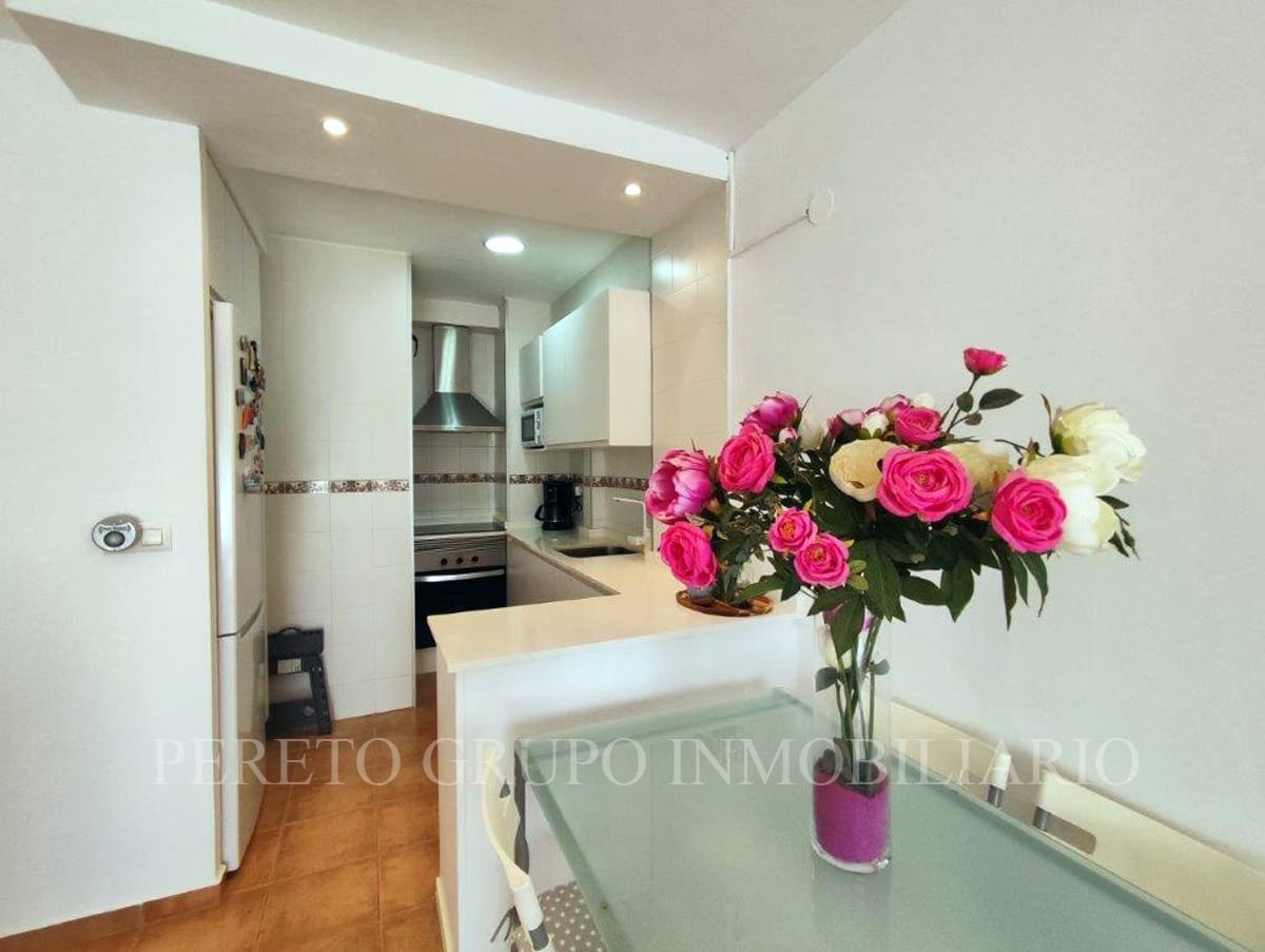 Apartamento de 2 habitaciones en Dénia en venta con piscina garaje - 215.000 € (Ref: 10051895)
