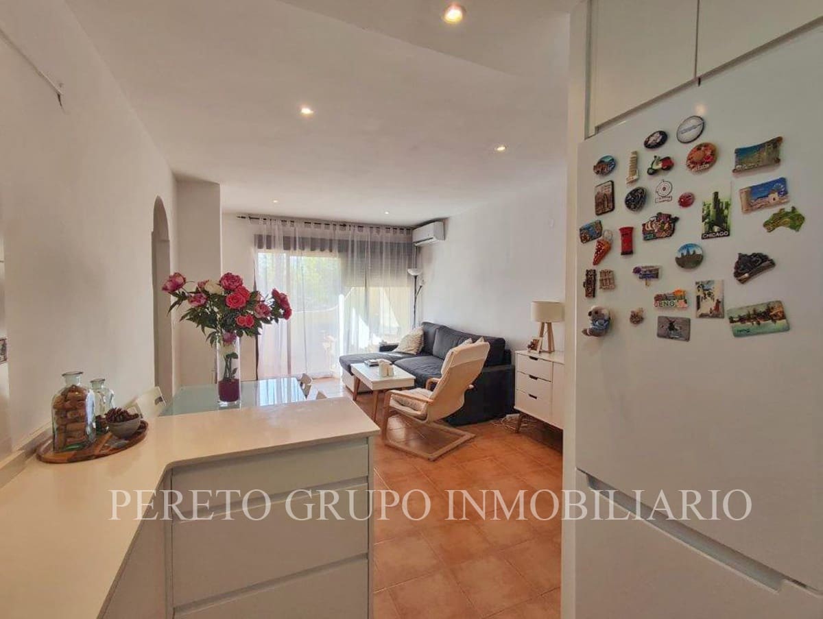 Apartamento de 2 habitaciones en Dénia en venta con piscina garaje - 215.000 € (Ref: 10051895)