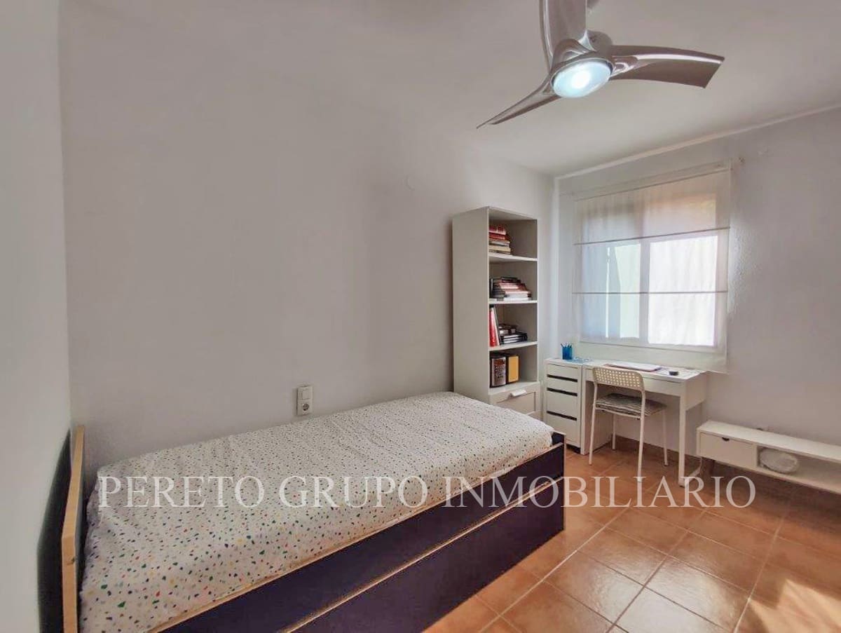 Apartamento de 2 habitaciones en Dénia en venta con piscina garaje - 215.000 € (Ref: 10051895)