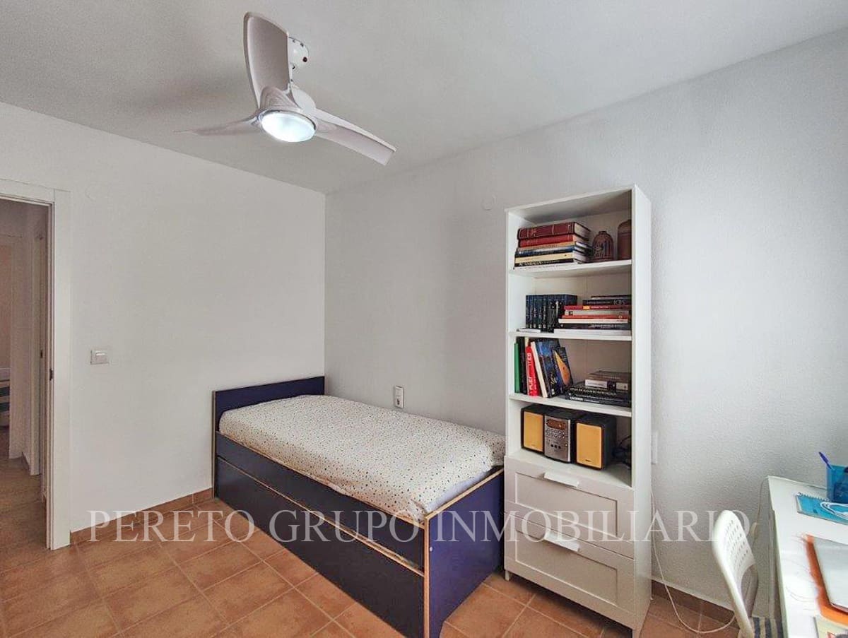 Apartamento de 2 habitaciones en Dénia en venta con piscina garaje - 215.000 € (Ref: 10051895)