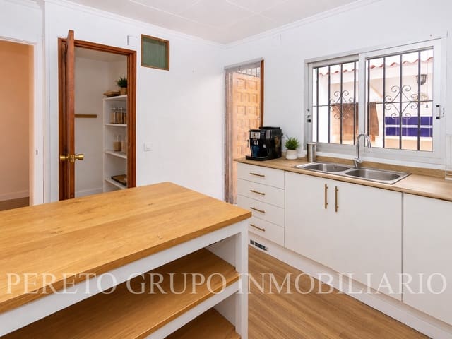 3 bedroom Townhouse for sale in Beniarbeig - € 230,000 (Ref: 10085008)