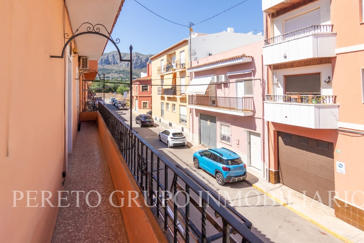 3 bedroom Townhouse for sale in Beniarbeig - € 230,000 (Ref: 10085008)