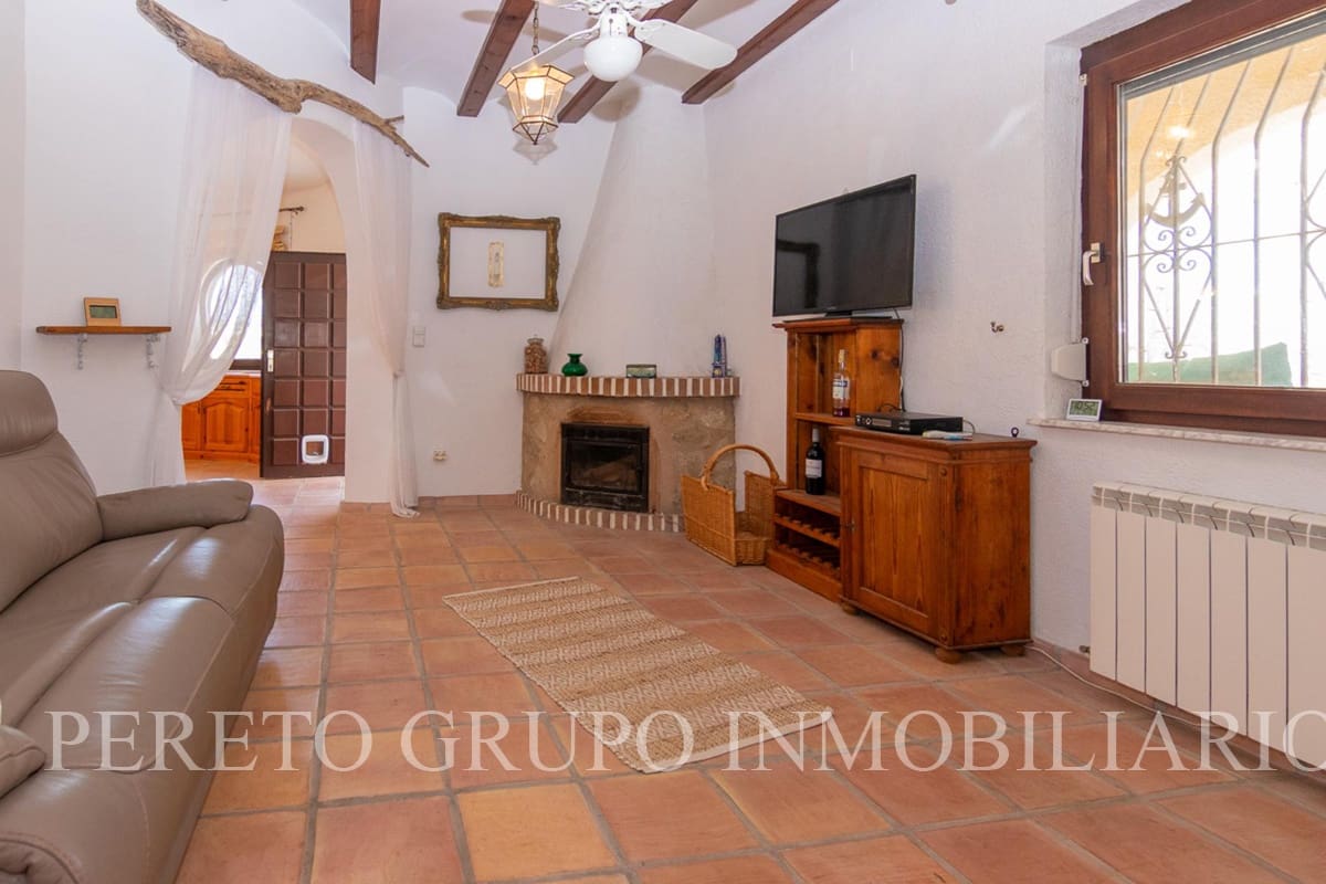 3 soveværelse Villa til salg i Denia med swimmingpool garage - € 595.000 (Ref: 10085009)