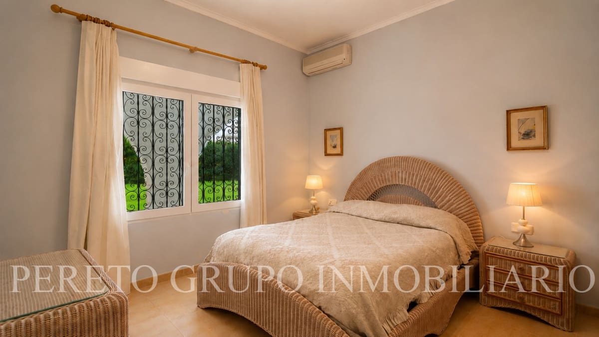 5 soverom Villa til salgs i Denia med svømmebasseng garasje - € 1 395 000 (Ref: 10091330)