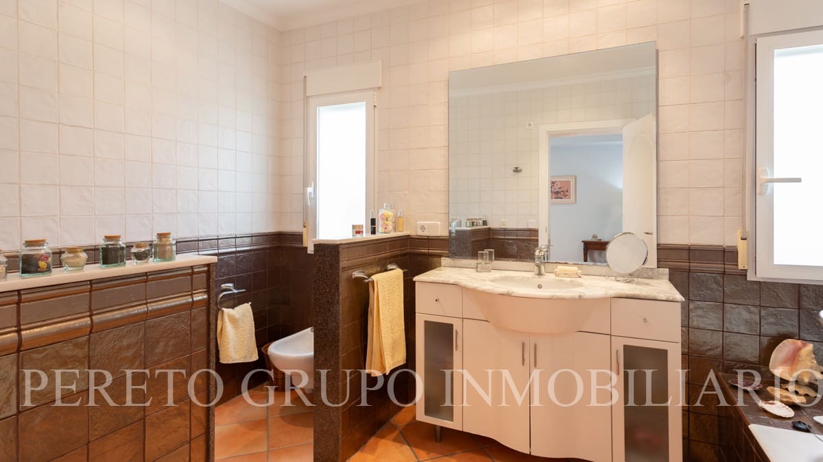 5 soverom Villa til salgs i Denia med svømmebasseng garasje - € 1 395 000 (Ref: 10091330)