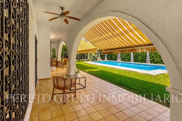 5 soverom Villa til salgs i Las Marinas / Les Marines, Dénia med svømmebasseng garasje - € 1 395 000 (Ref: 10091330)