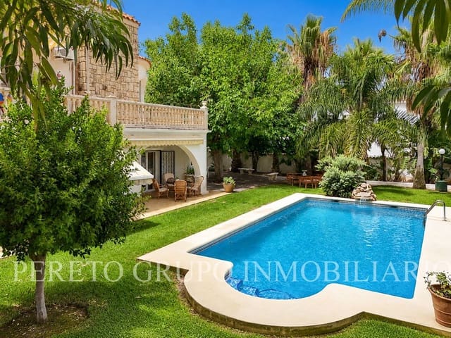 5 soverom Villa til salgs i Las Marinas / Les Marines, Dénia med svømmebasseng garasje - € 1 395 000 (Ref: 10091330)